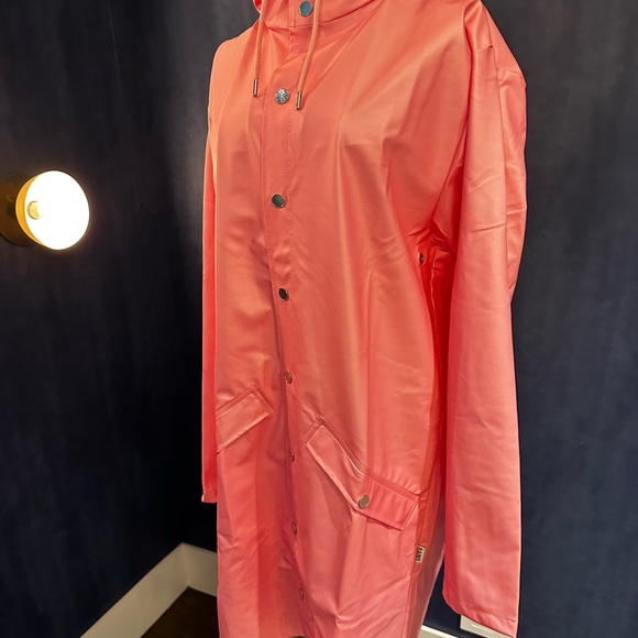 NWT and in original bag - RAINS long jacket in pink sky - Picture 2 of 7